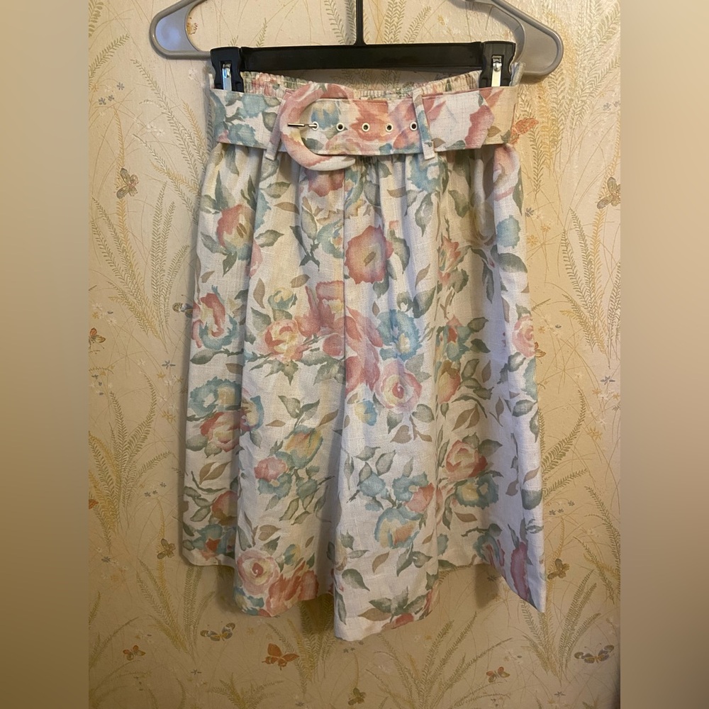 Vintage Jessica Scott Floral Hi-rise Shorts w Belt